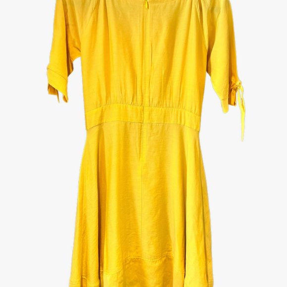 Super Cute Yellow Fit and Flatter Dress - Picture 2 of 2